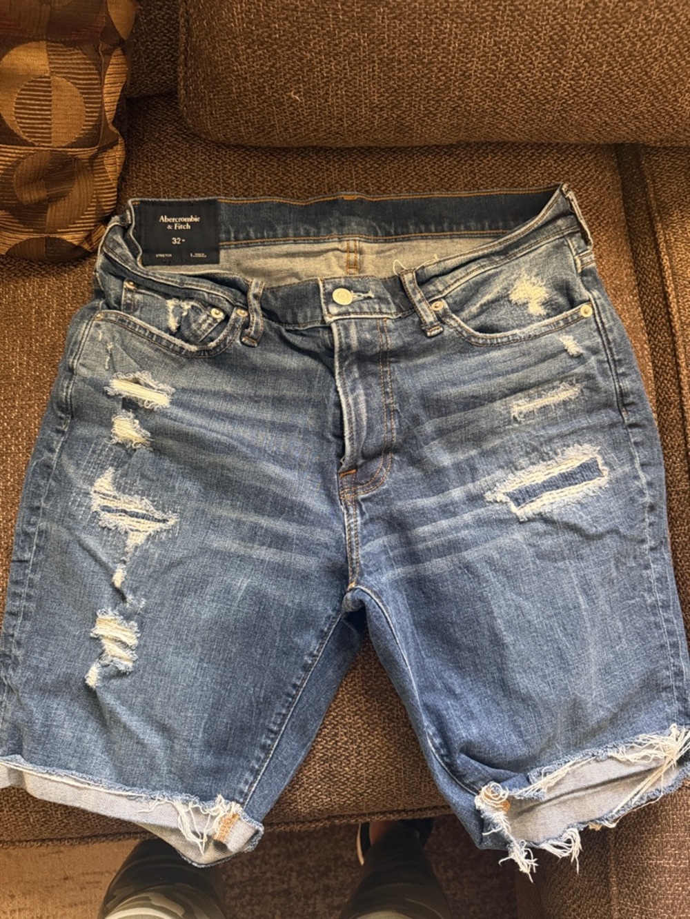 Abercrombie & Fitch Men's Distressed Medium Blue Jean Shorts